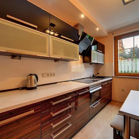 Nowoczesne Sun Seasons 24 W Karpaczu Z Parkingiem By Renters * كارباش