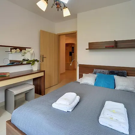 Nowoczesne Sun Seasons 24 W Karpaczu Z Parkingiem By Renters كارباش