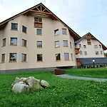 Nowoczesne Sun Seasons 24 W Karpaczu Z Parkingiem By Renters Apartamento *