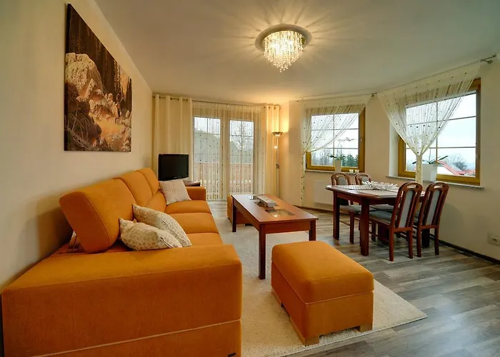 Nowoczesne Sun Seasons 24 W Karpaczu Z Parkingiem By Renters Daire