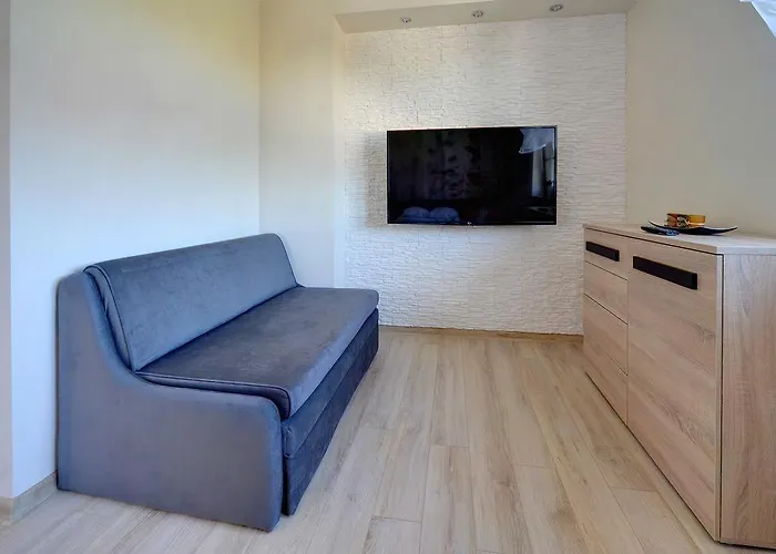 Nowoczesne Sun Seasons 24 W Karpaczu Z Parkingiem By Renters Daire *